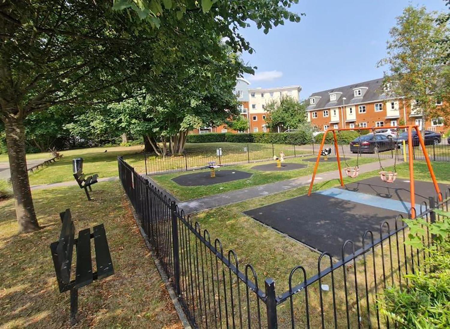 Вілла Sleeps9 Parking&Garage 17 Mins To Gatwick, 30 To London Merstham Екстер'єр фото